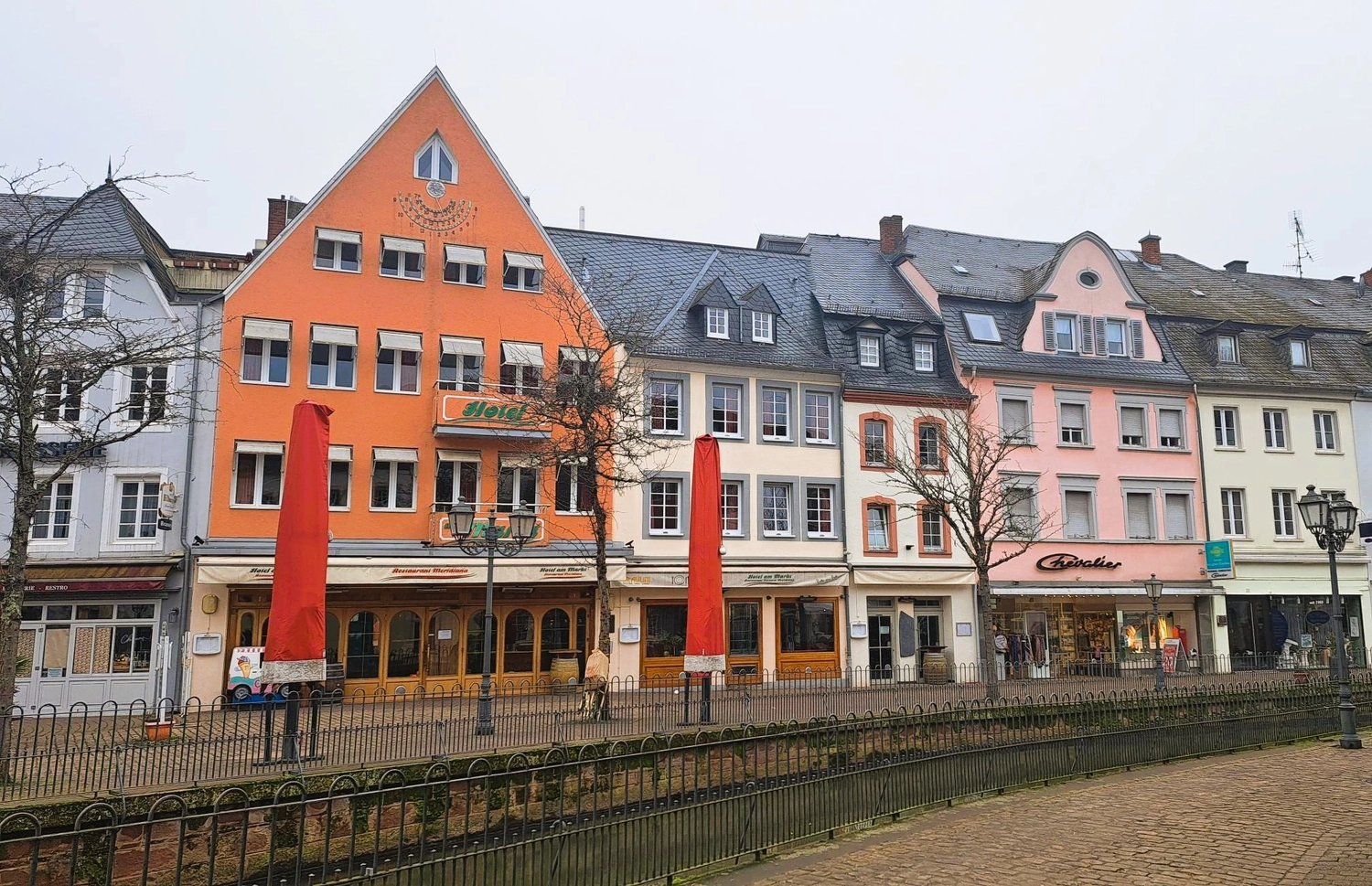 Lo Porto & Partner - Immobilien - Mehrfamilienhäuser